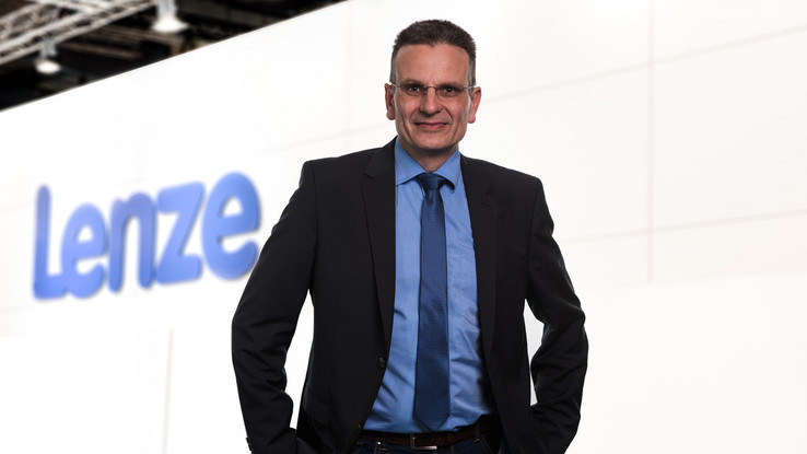 Gerd Schüler Lenze Vice-presidente sênior de gerenciamento de processo e qualidade Gerd Schüler